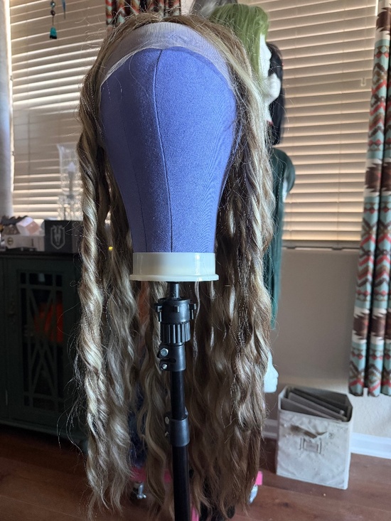 Other - Long Curly Lace Wig Blonde Gold Pickford